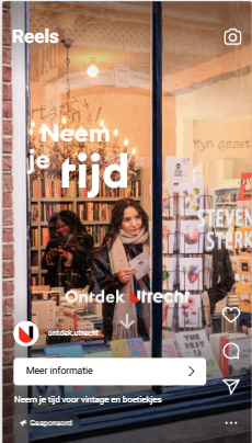Instagram story met van de campagne "Neem je tijd" via het platform Ontdek Utrecht. Op de achtergrond zie je mensen in een boekenwinkel lopen.