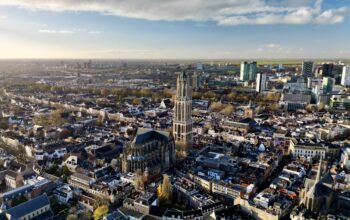 Domtoren met uitzicht op centrum Utrecht